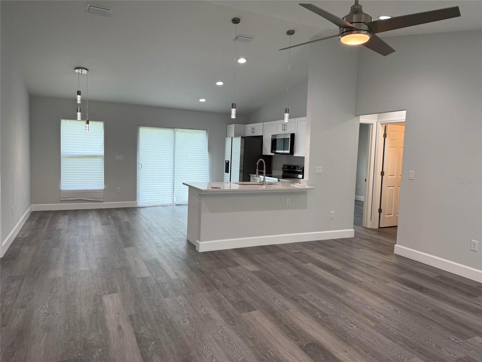 15854 38 Place, FL