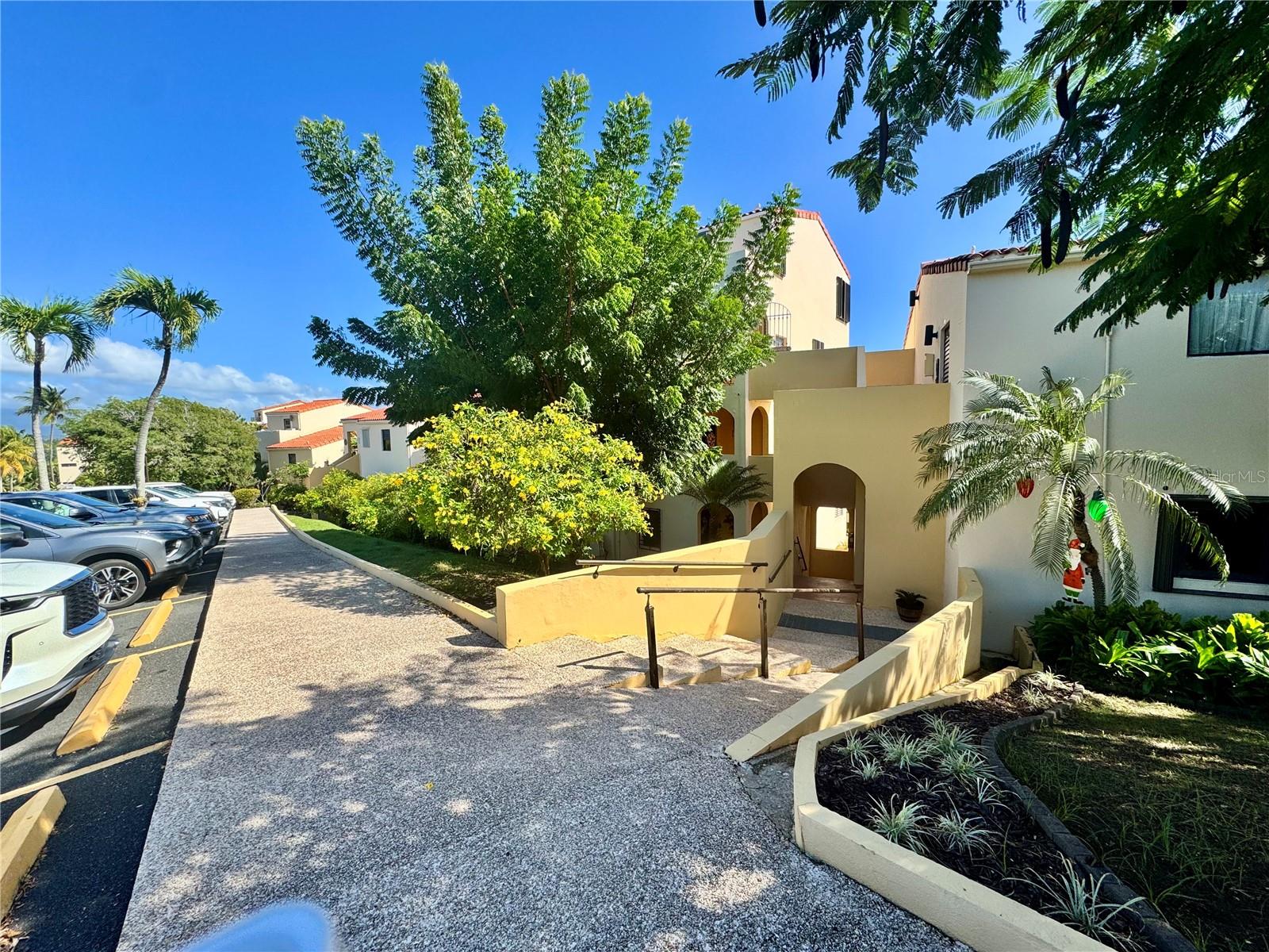 100 Candelero Drive, PR