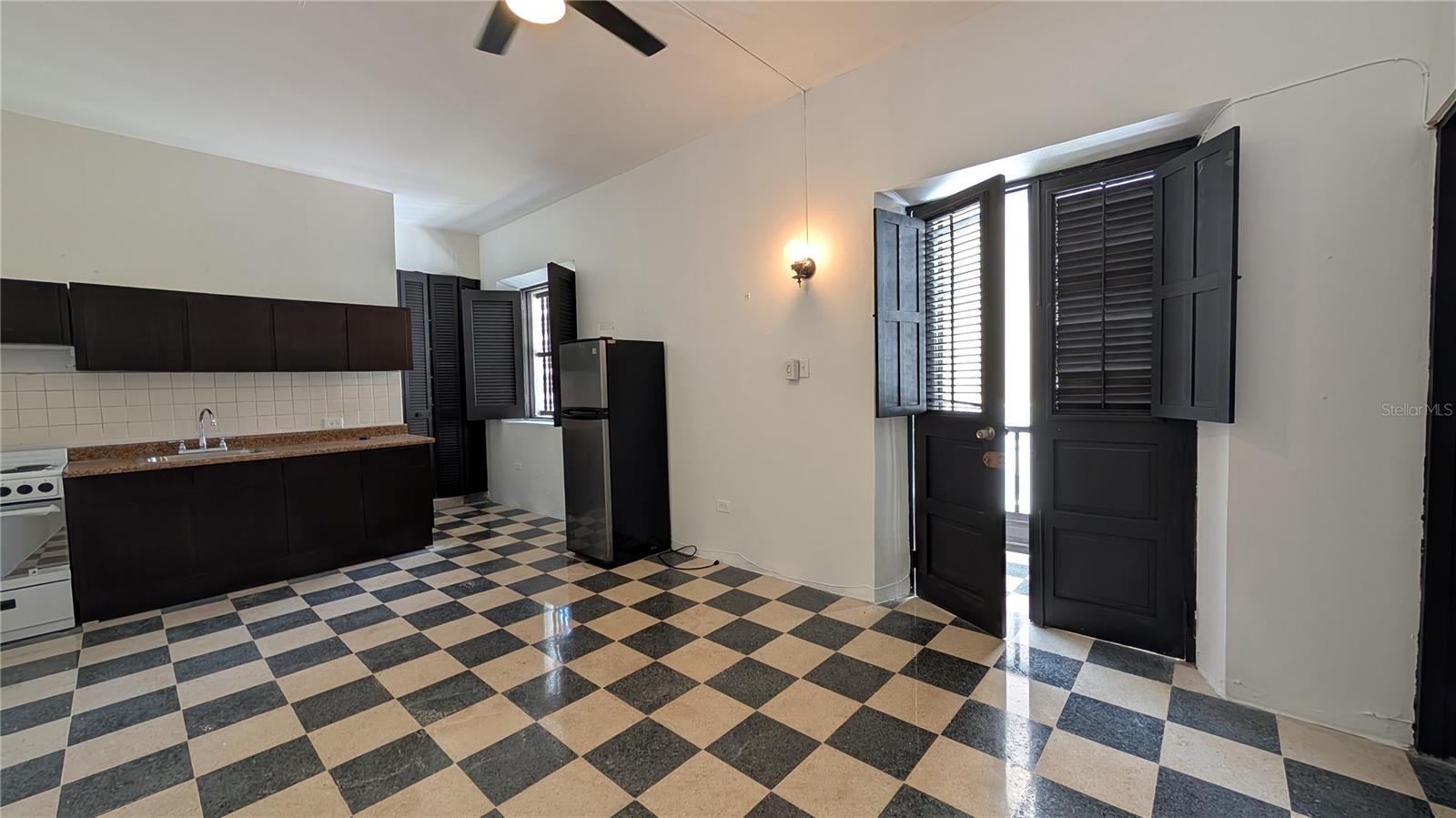 153 Sol St., PR
