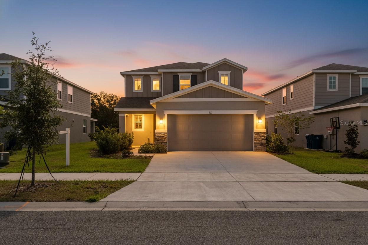 821 Blue Creek Drive, FL
