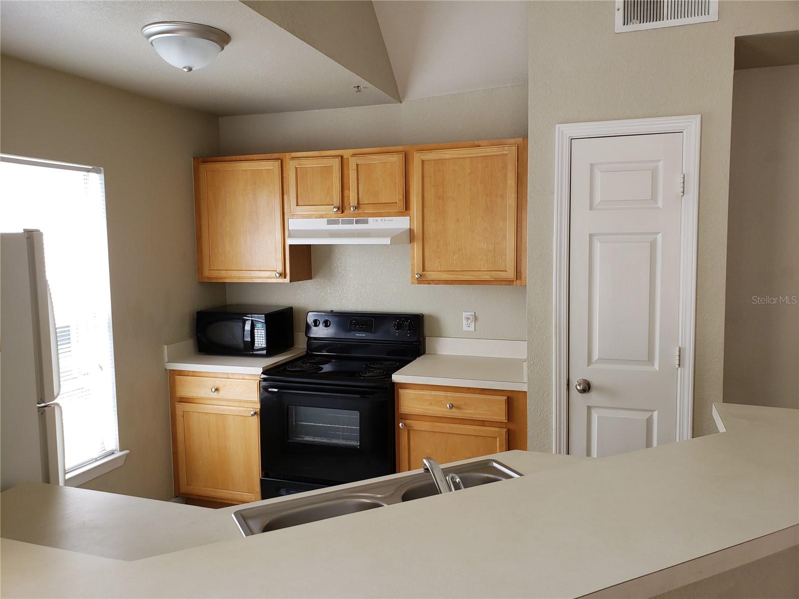 9069 Lee Vista Boulevard, FL
