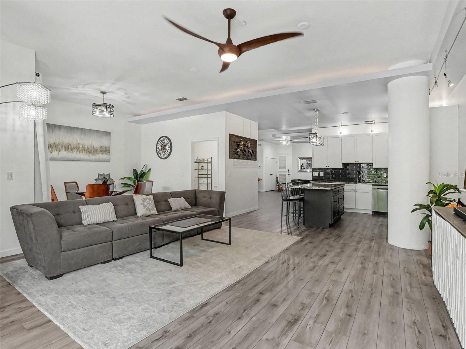 1 Eola Drive, FL