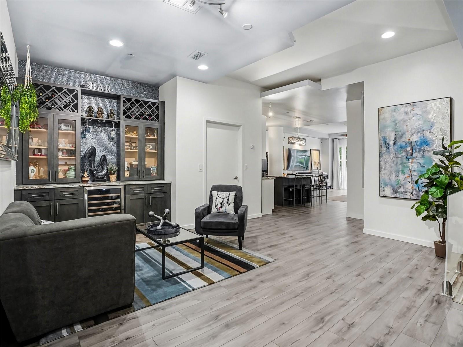 1 Eola Drive, FL