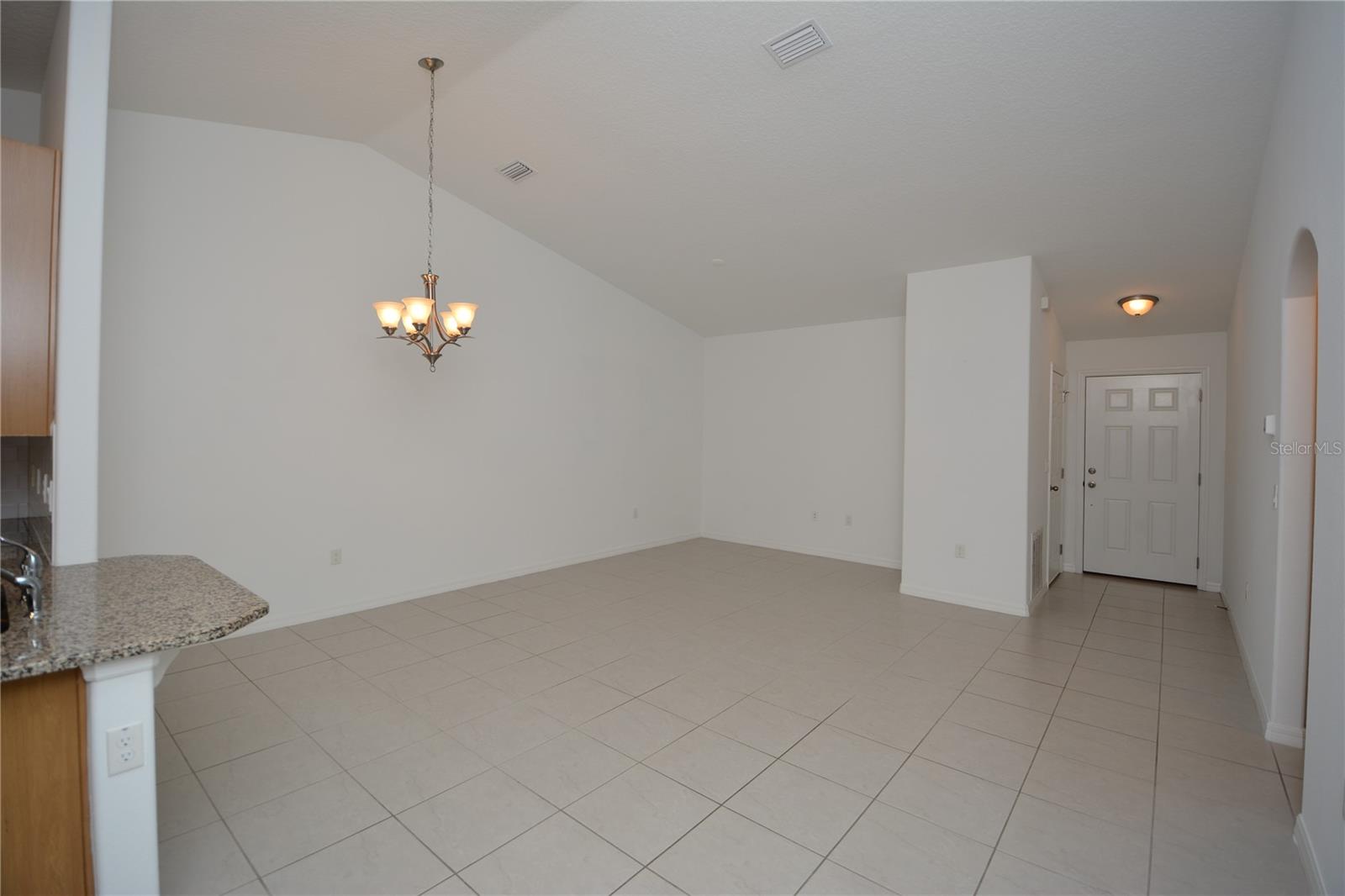 33 Rosecroft Lane, FL