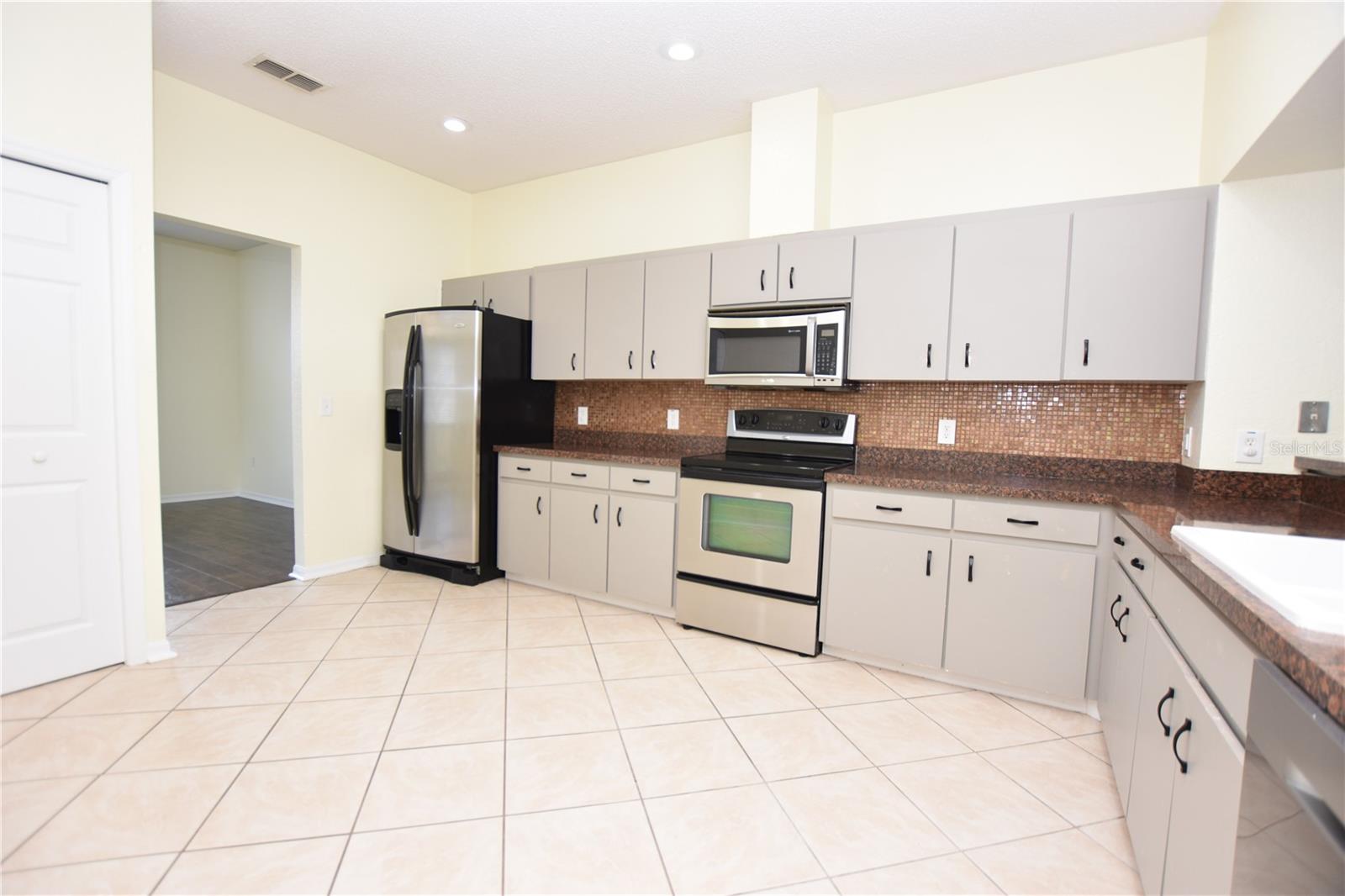 4148 Buttonbush Circle, FL
