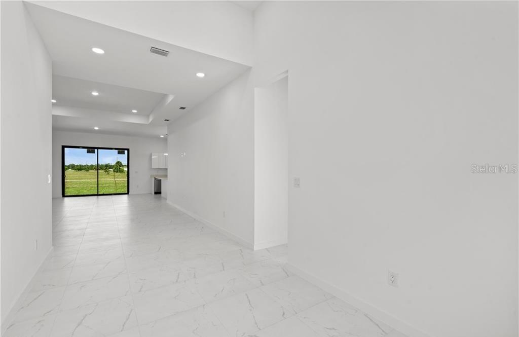 4105 38th Terrace, FL