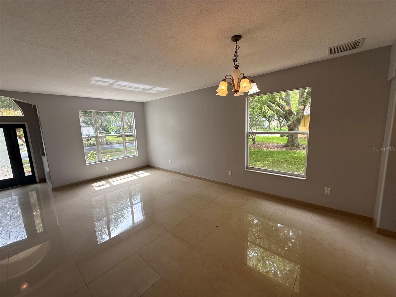 10427 Lucaya Drive, FL