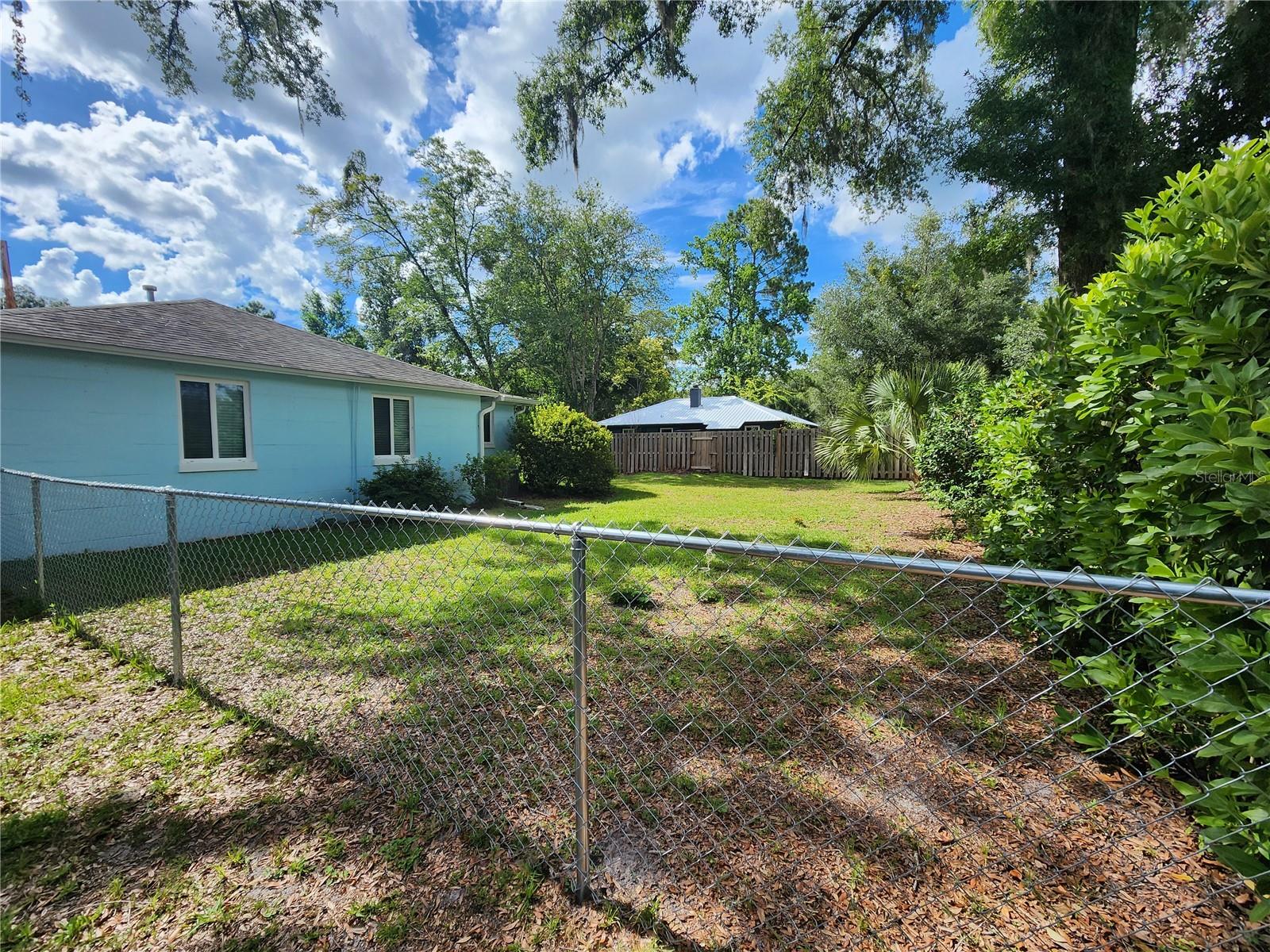 1014 10th Place, FL