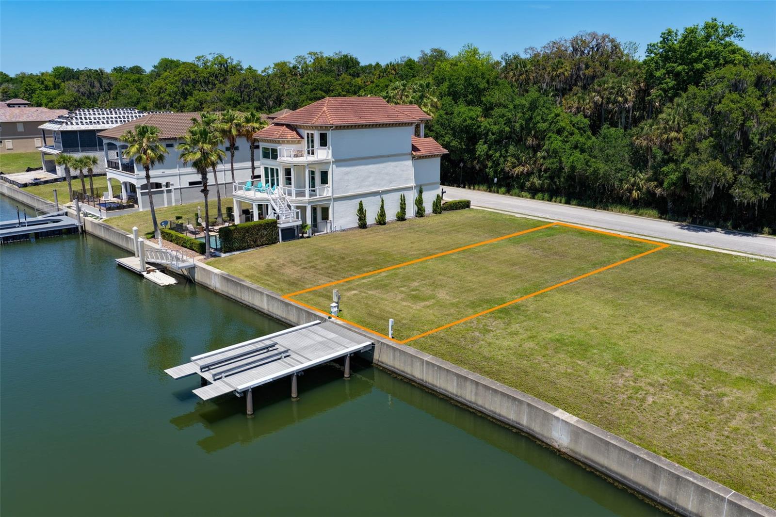 216 Harbor Village Point, FL
