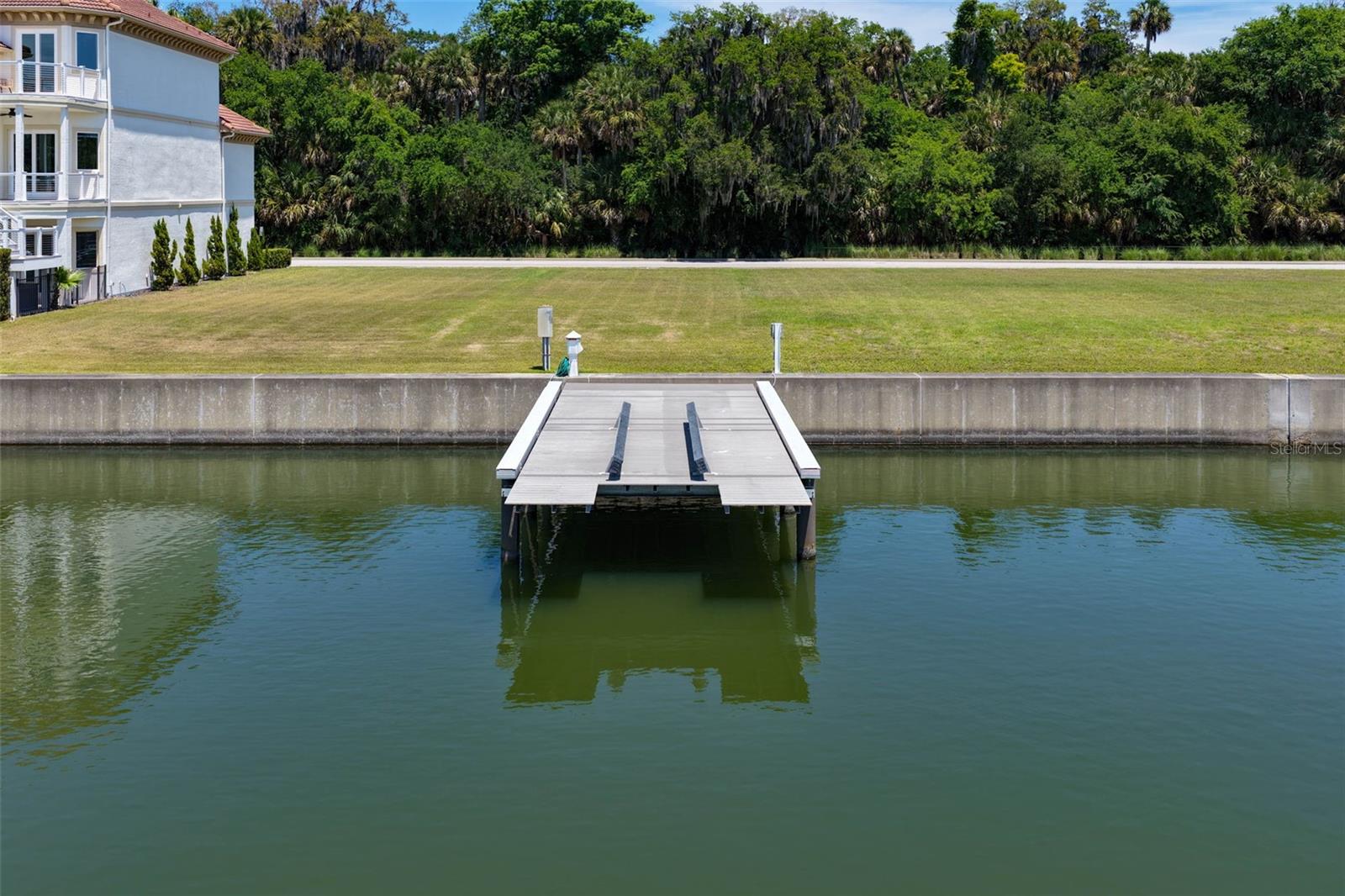 216 Harbor Village Point, FL