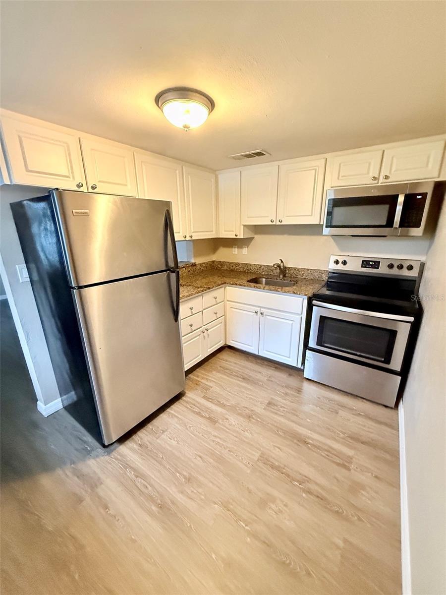 507 10th Avenue, FL