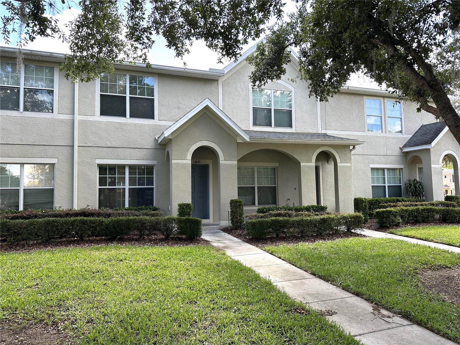 15816 Fishhawk View Drive, FL