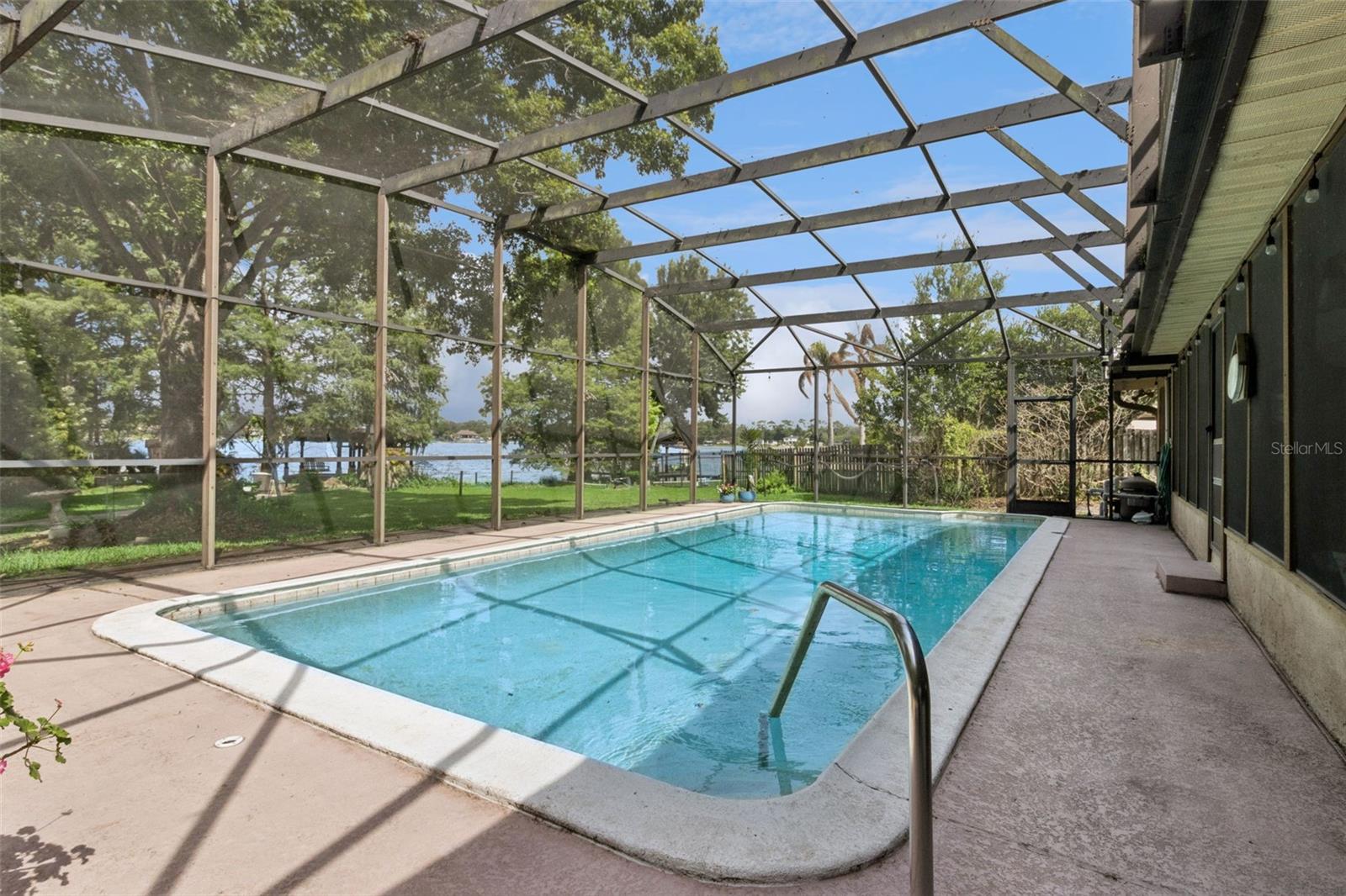 4909 Lake Gatlin Woods Court, FL