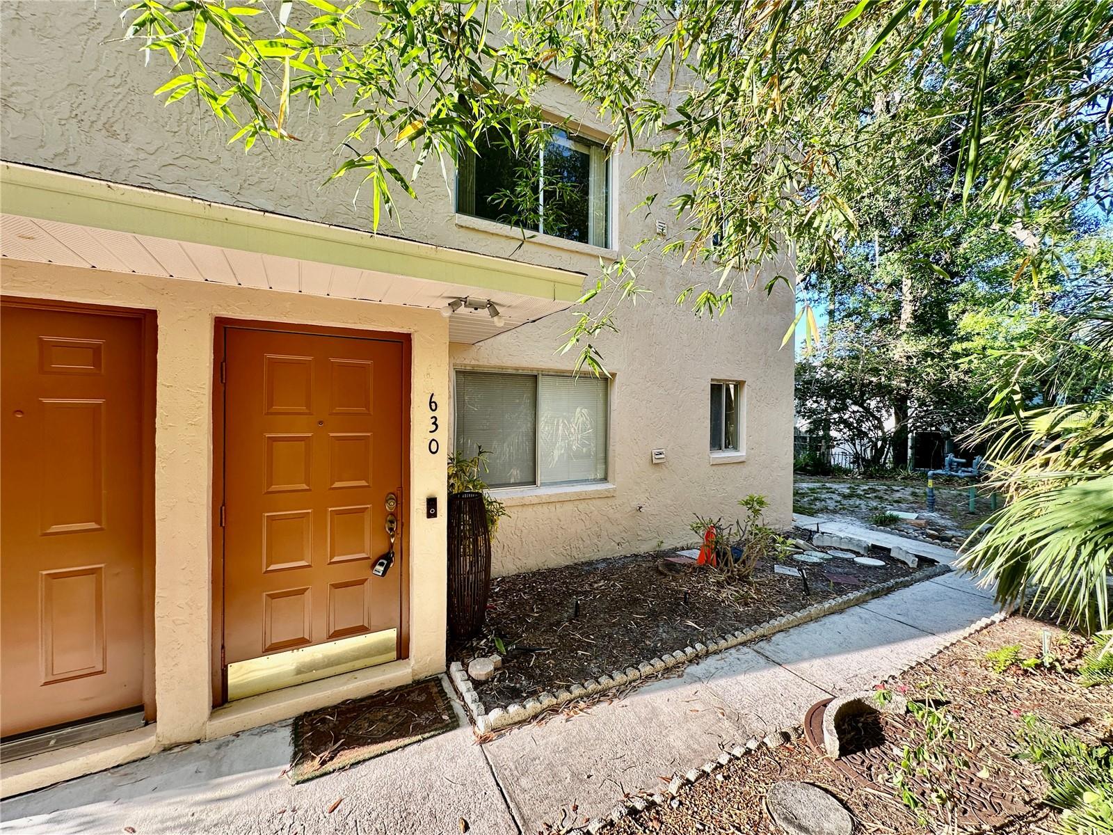 630 Pavare Court, FL
