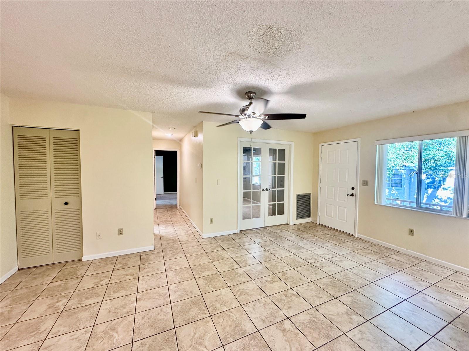 630 Pavare Court, FL