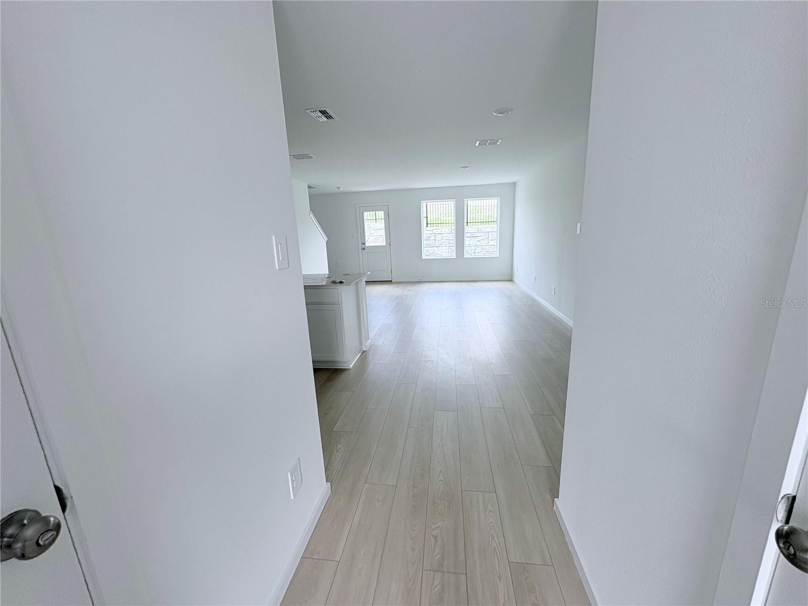 866 Lynx Street, FL
