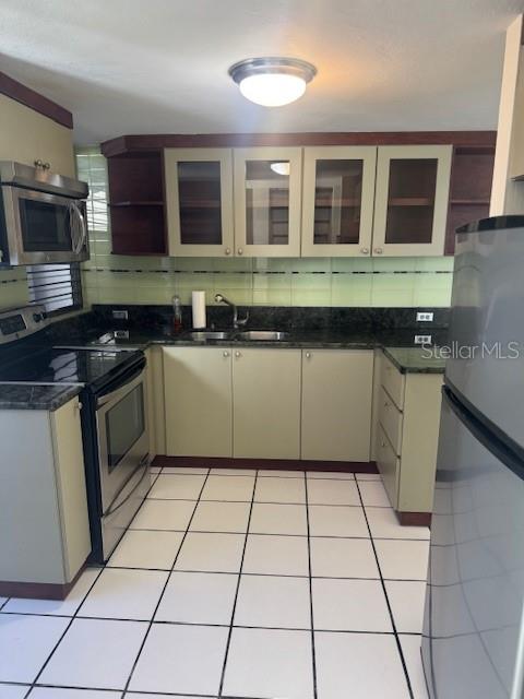111 Doncella, PR