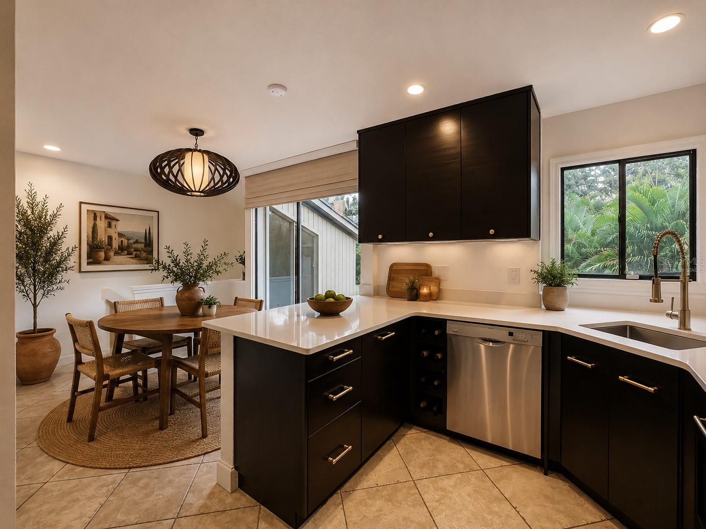542 Osceola Avenue, FL