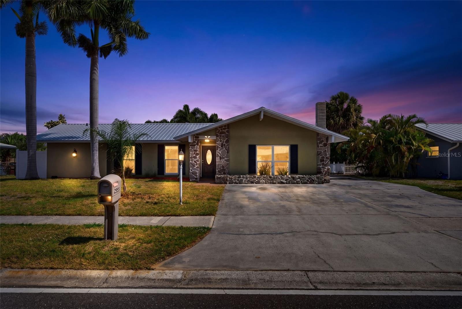 2555 Constitution Boulevard, FL