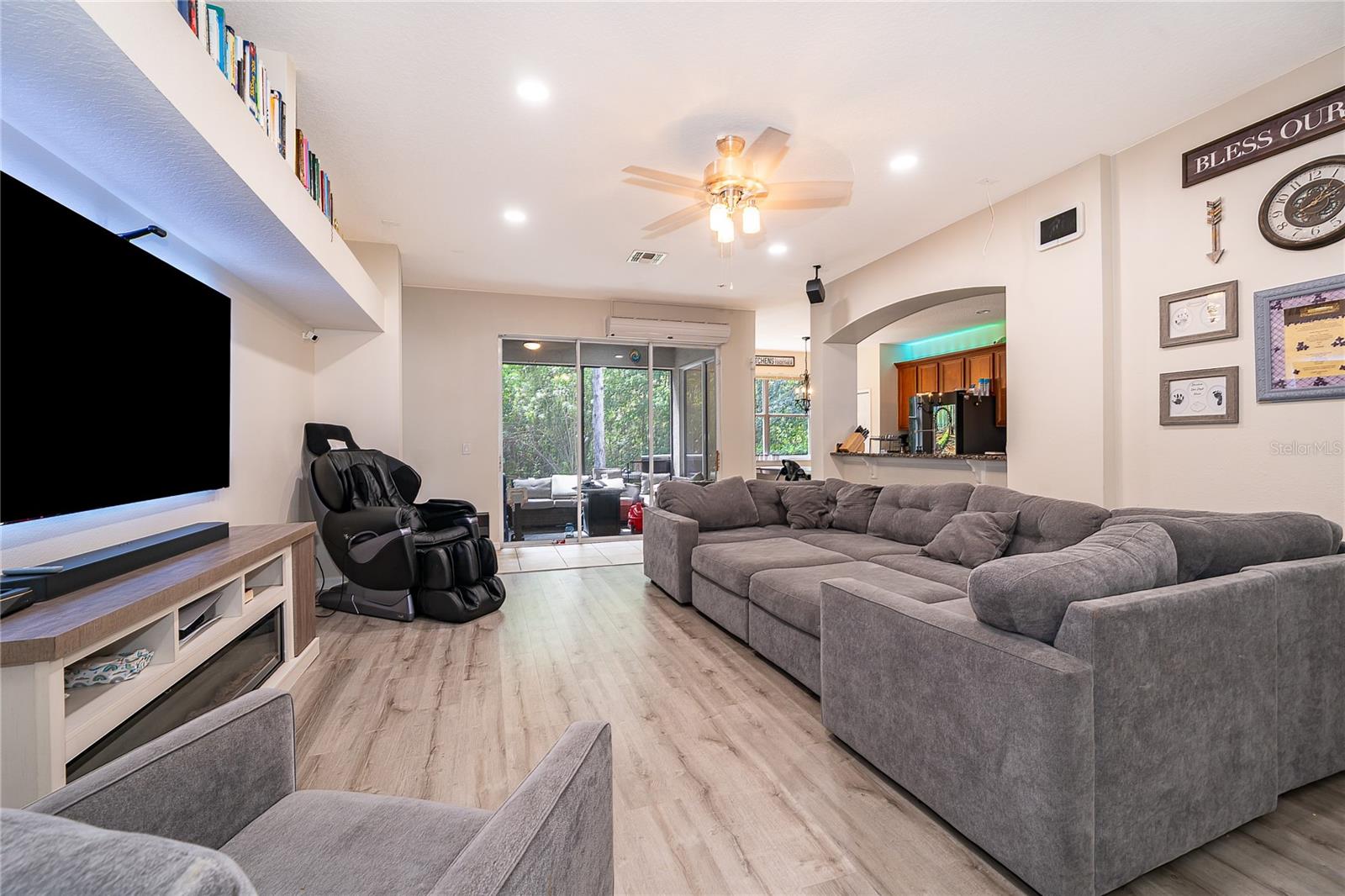 9808 Bennington Chase Drive, FL