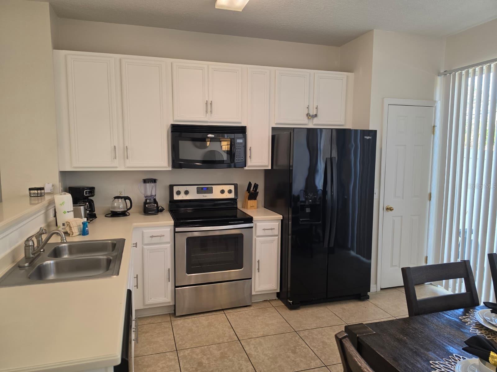 5520 Paradise Cay Circle, FL