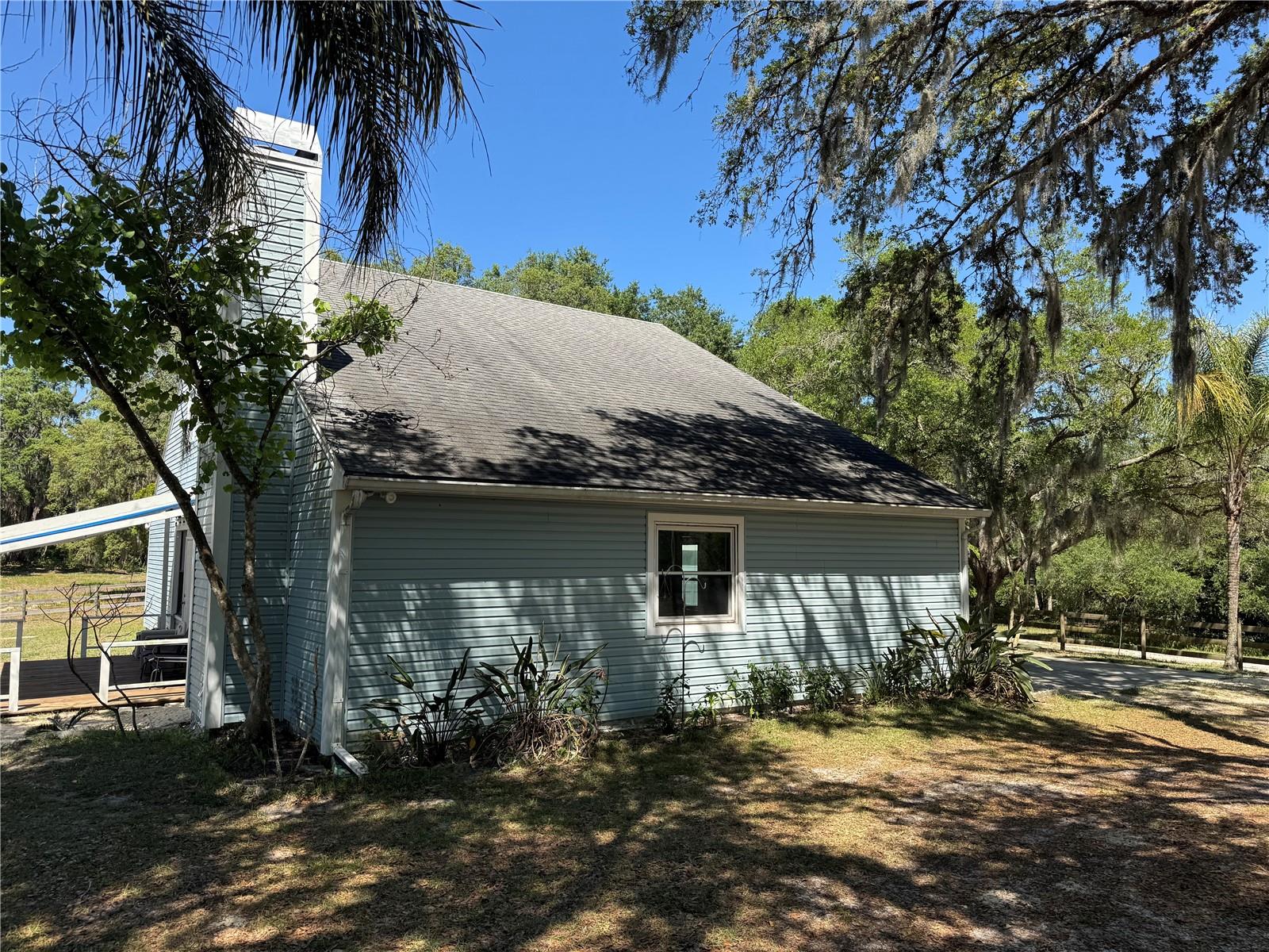 19543 Bakersfield Drive, FL