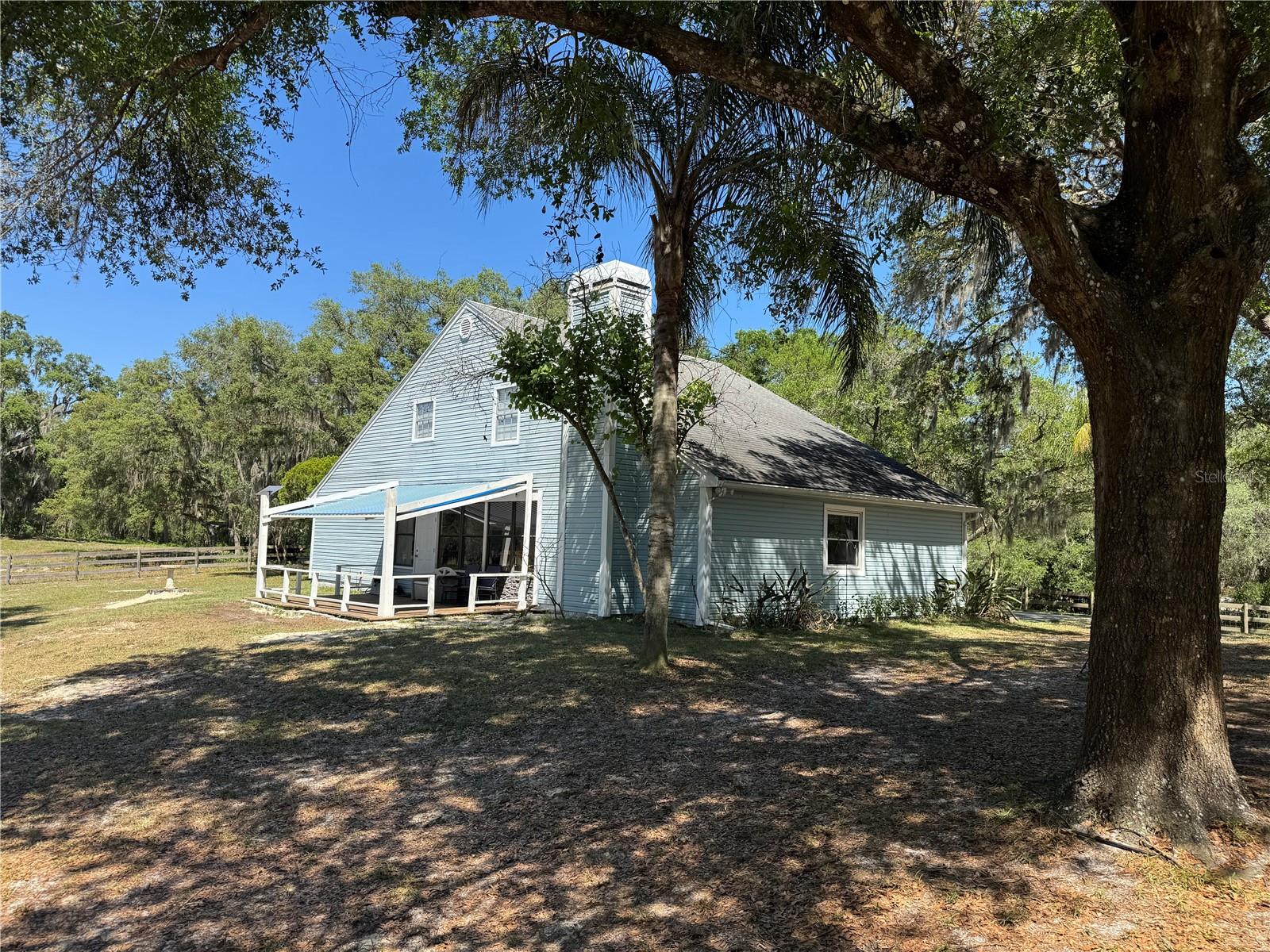 19543 Bakersfield Drive, FL