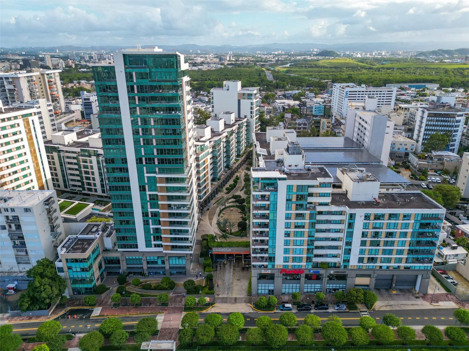 1511 Ave. Ponce De LeóN Torre Del Norte 1000 Ciudadela, PR