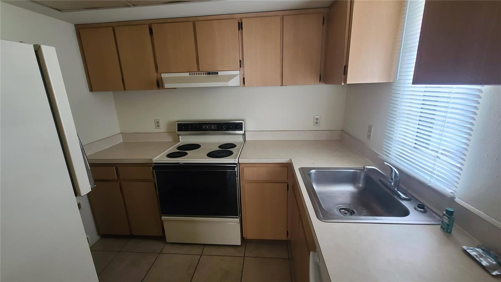 454 Fairways Circle, FL