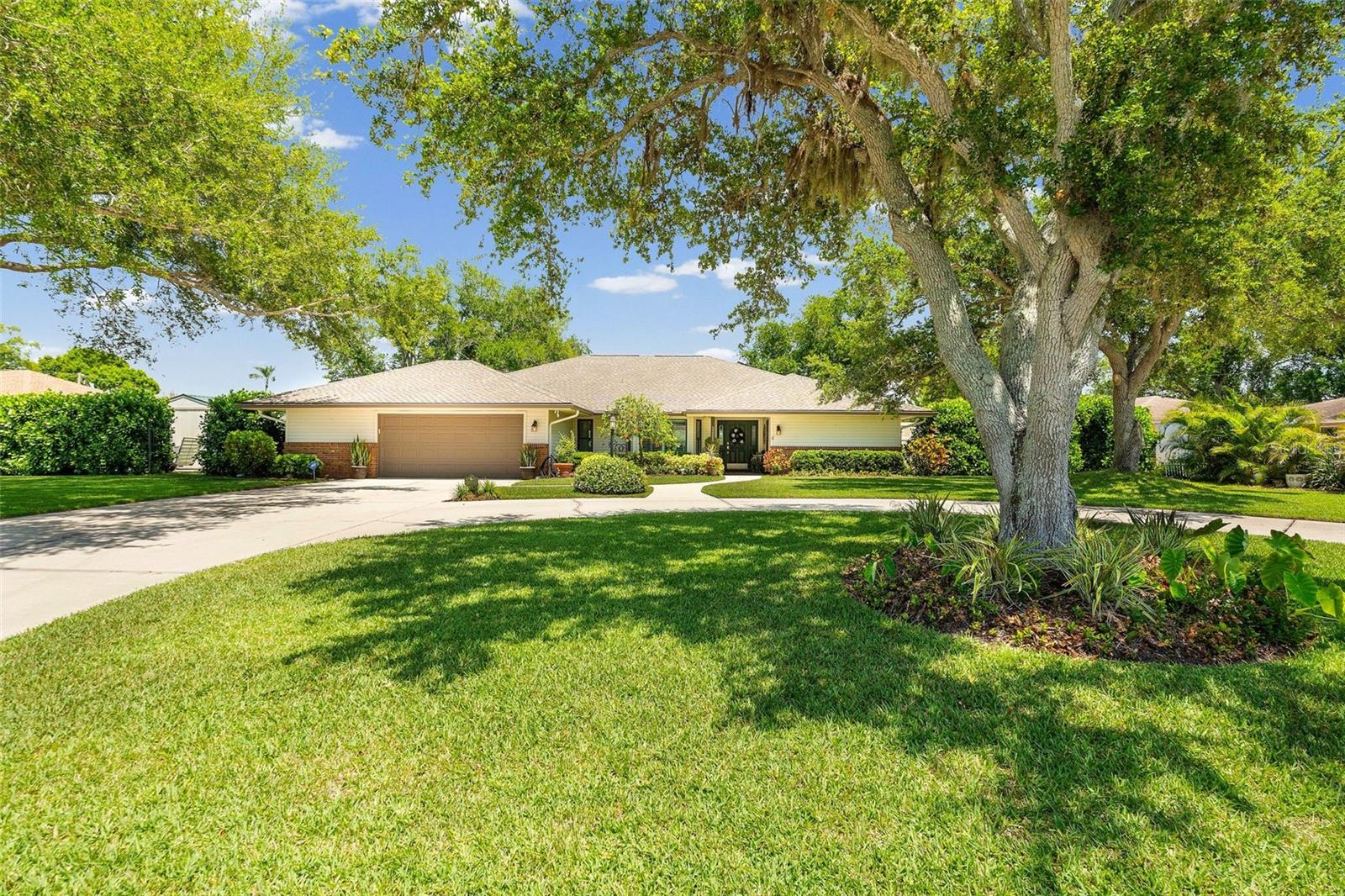 2211 50th Street, FL