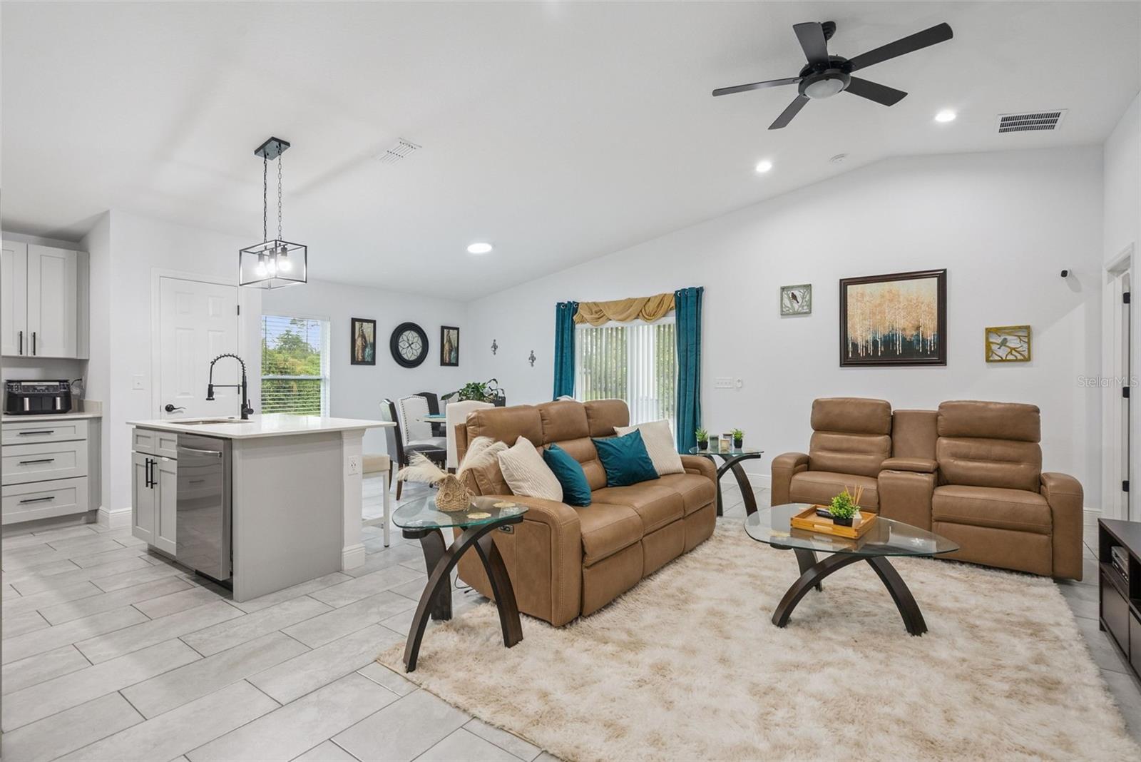 1195 8th Avenue, FL