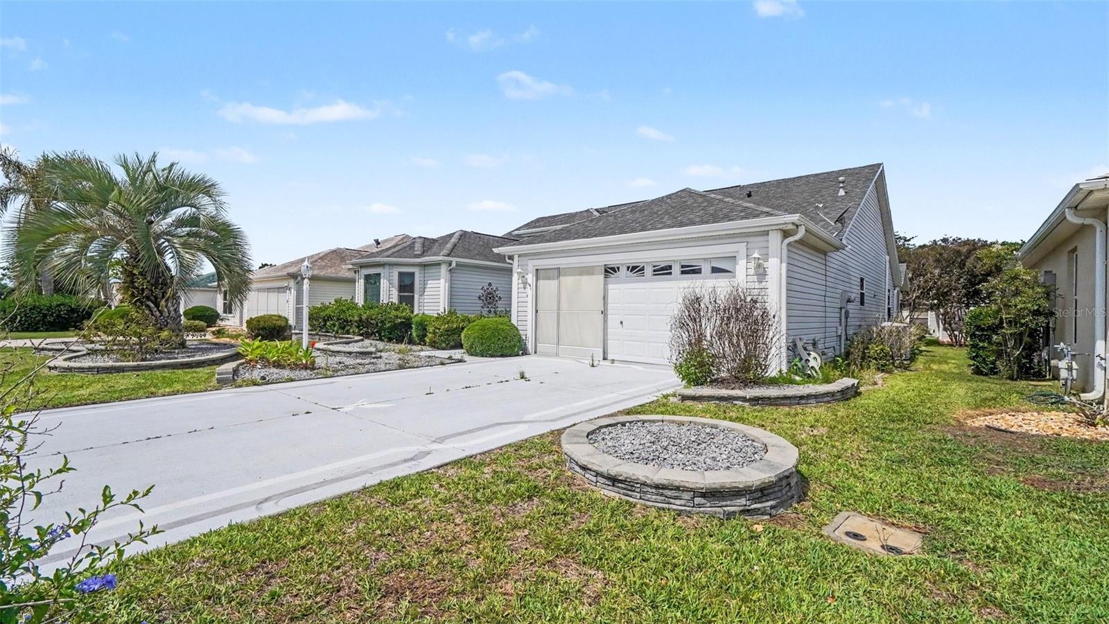 1422 Segovia Place, FL