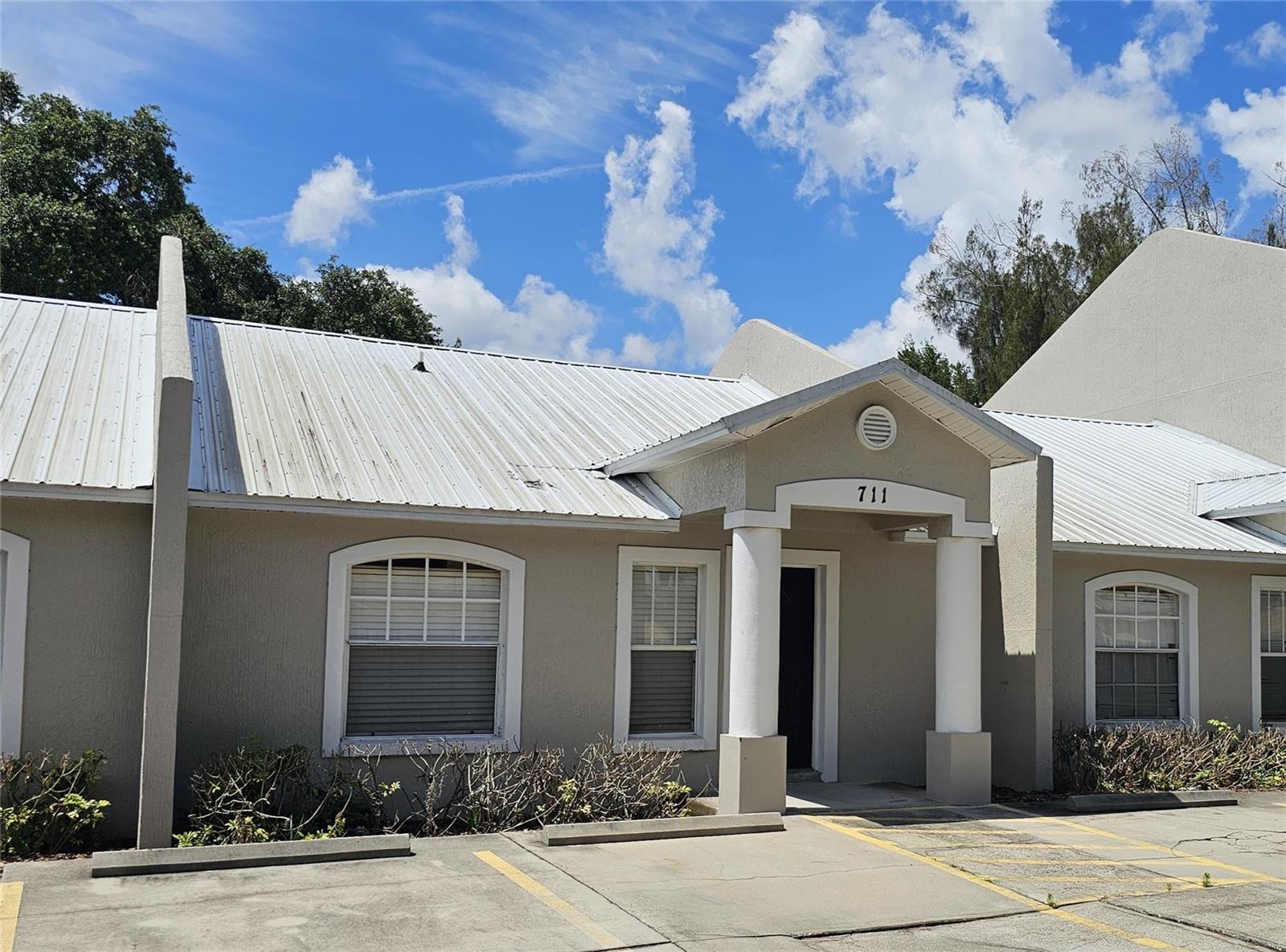 711 Lake Jessie Drive, FL