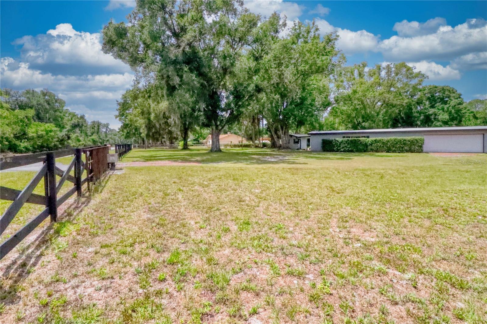 5205 Five Acre Road, FL