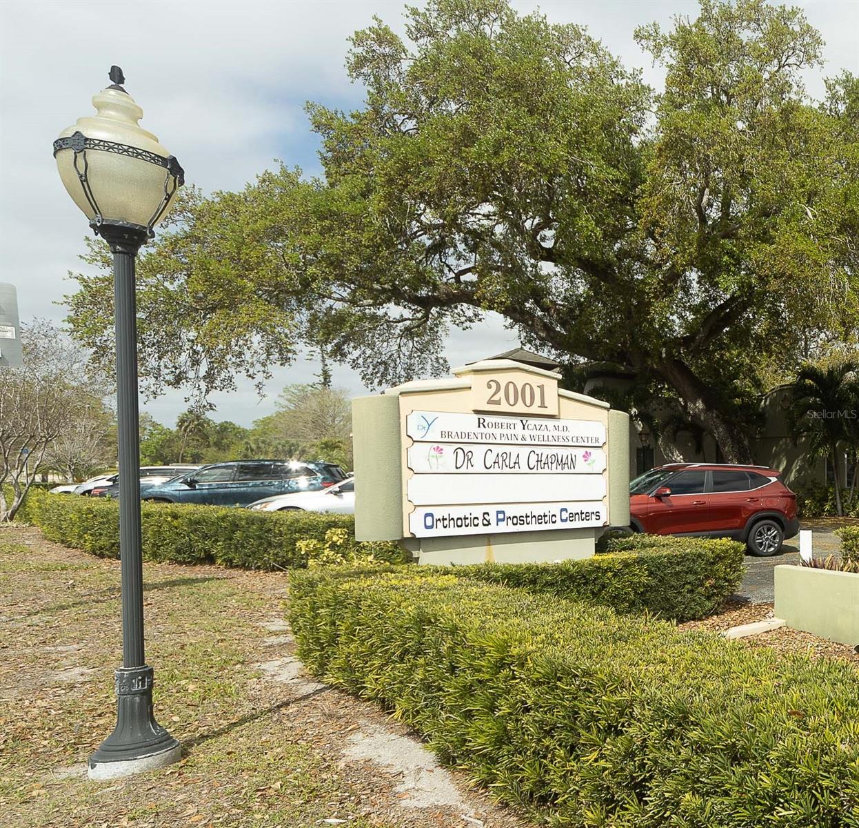 2001 Manatee Avenue, FL