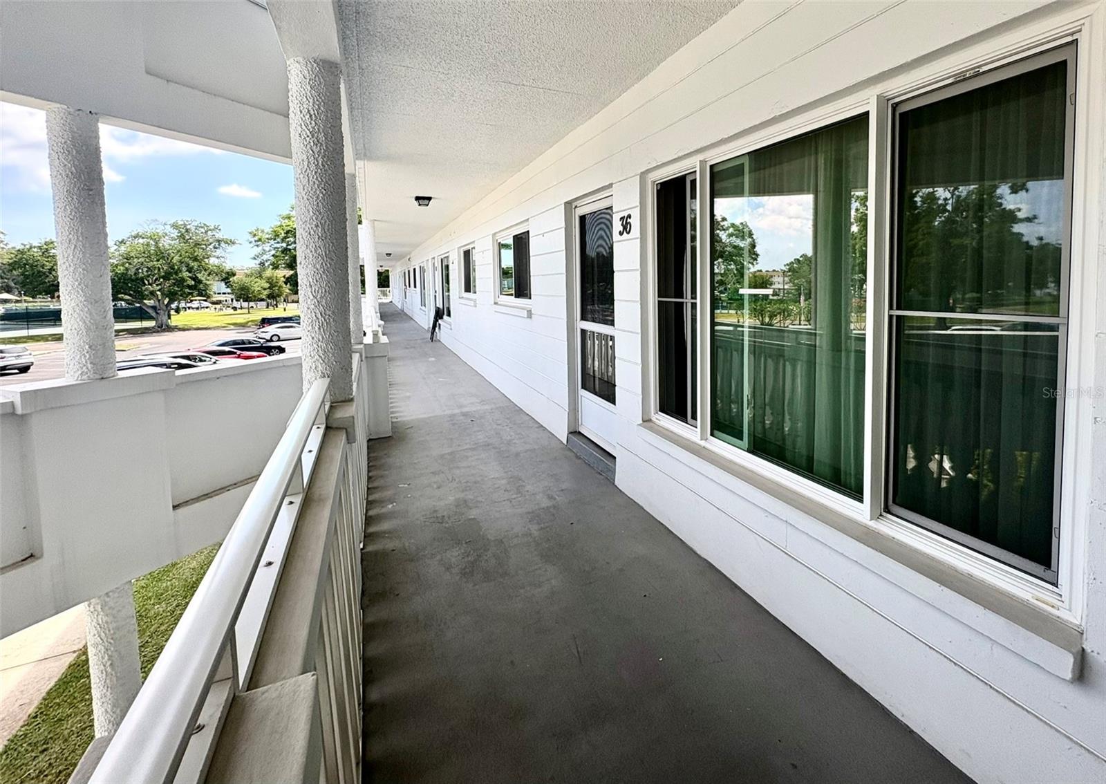 2428 Columbia Drive, FL