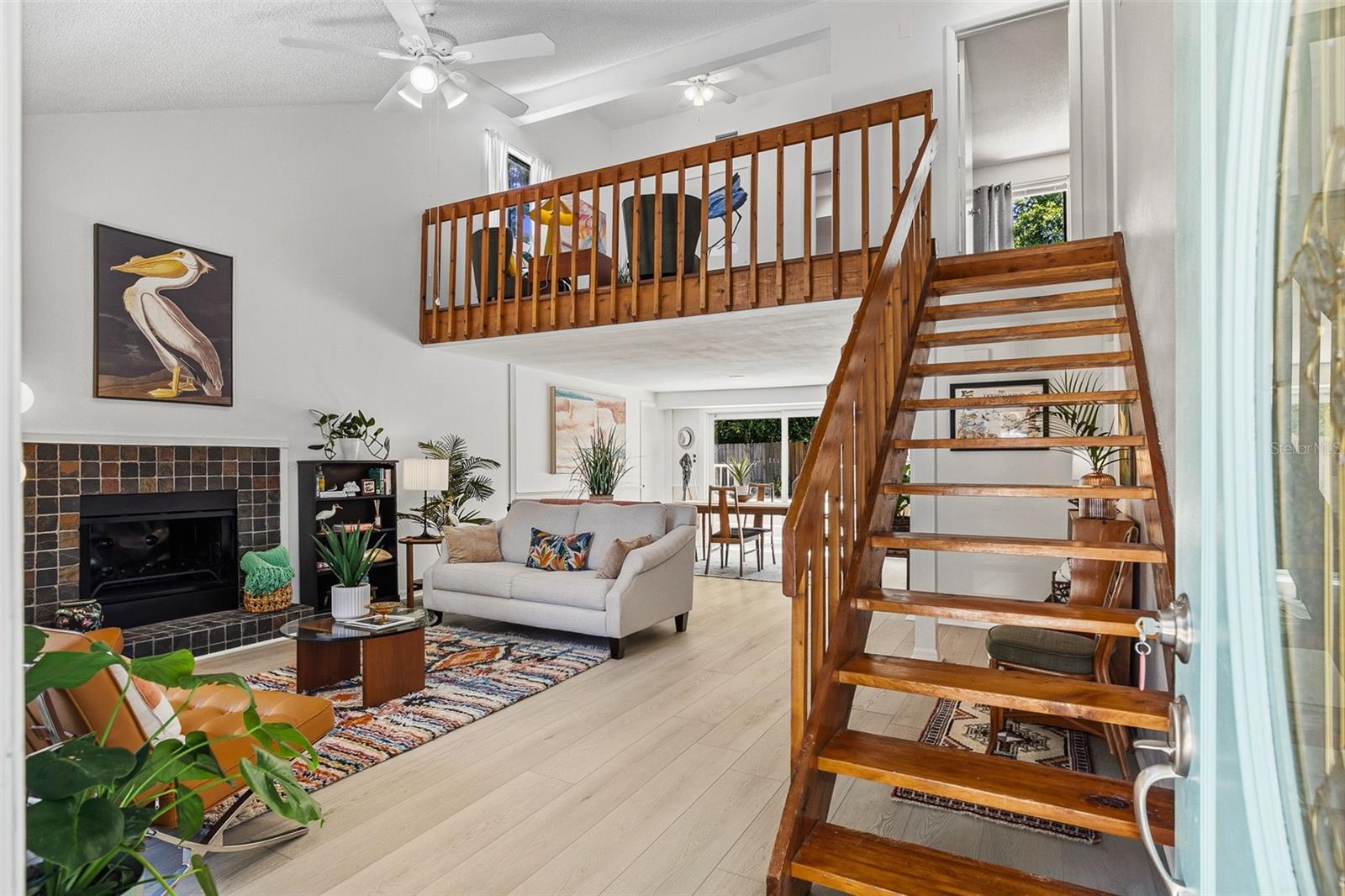 3174 Peachtree Street, FL