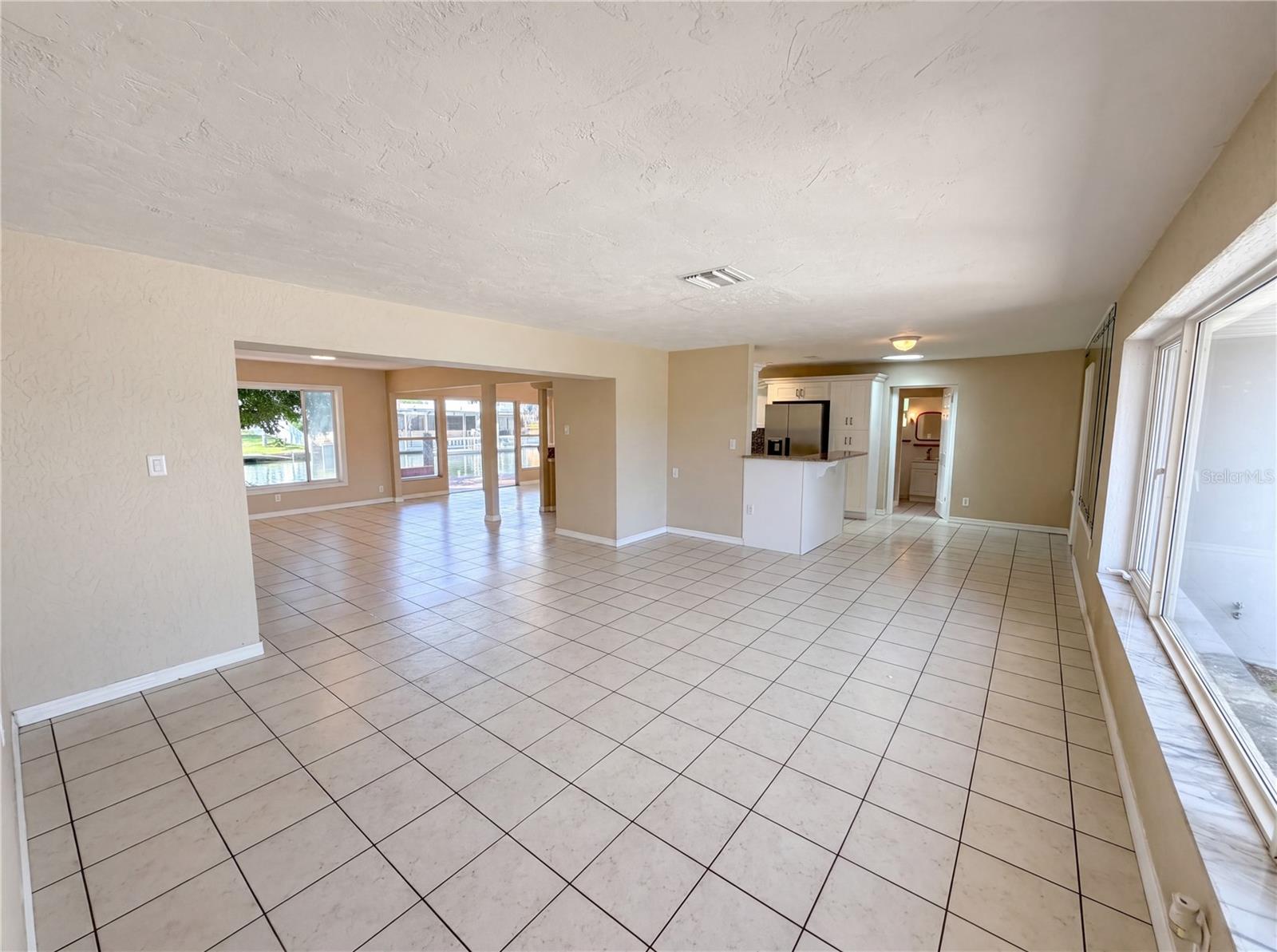 406 Skylark Boulevard, FL