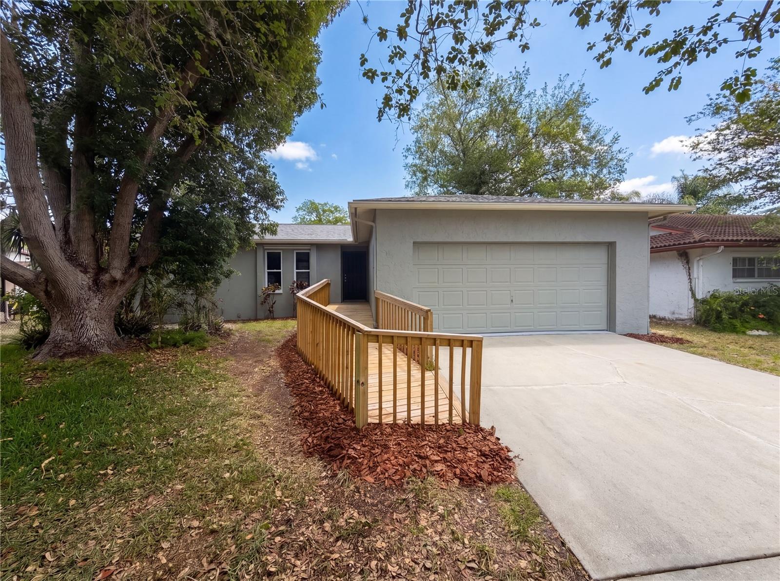 5122 Brookside Lane, FL
