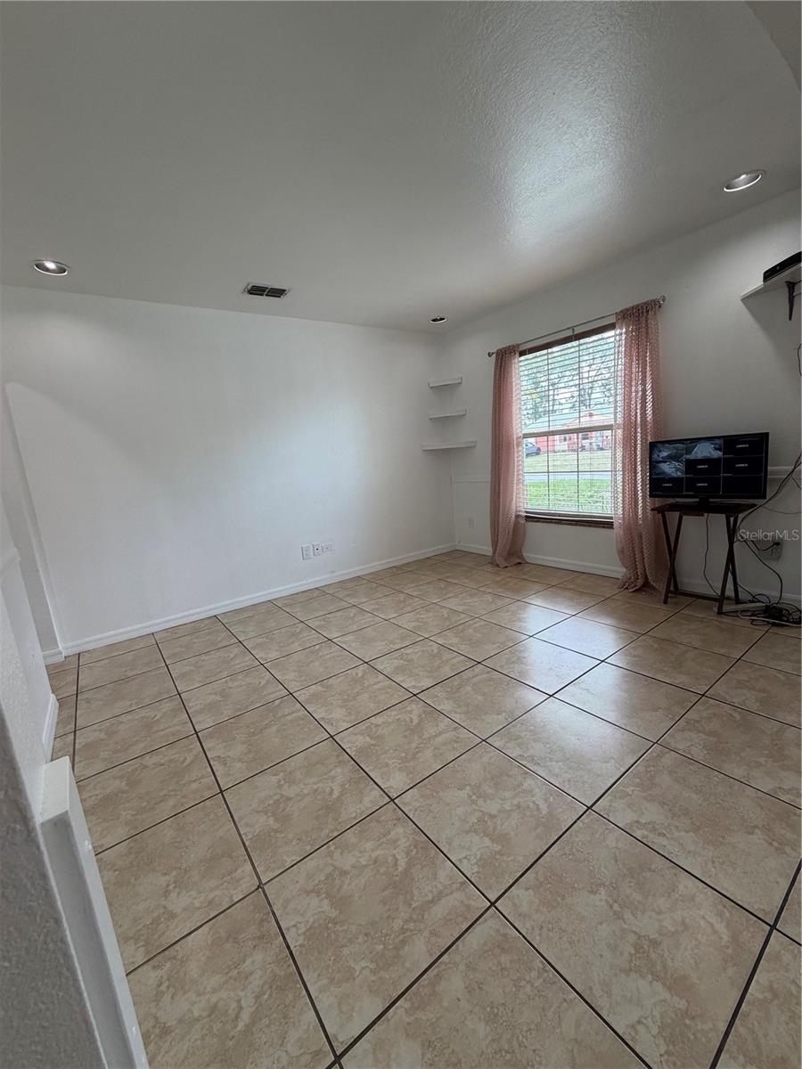 101 Gardenia Road, FL