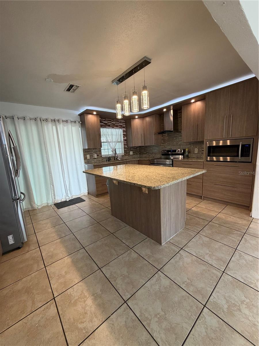 101 Gardenia Road, FL