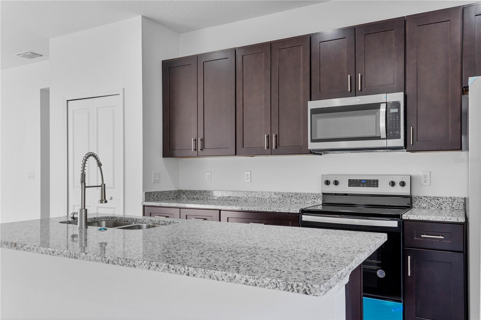 1569 Mc Neal Drive, FL