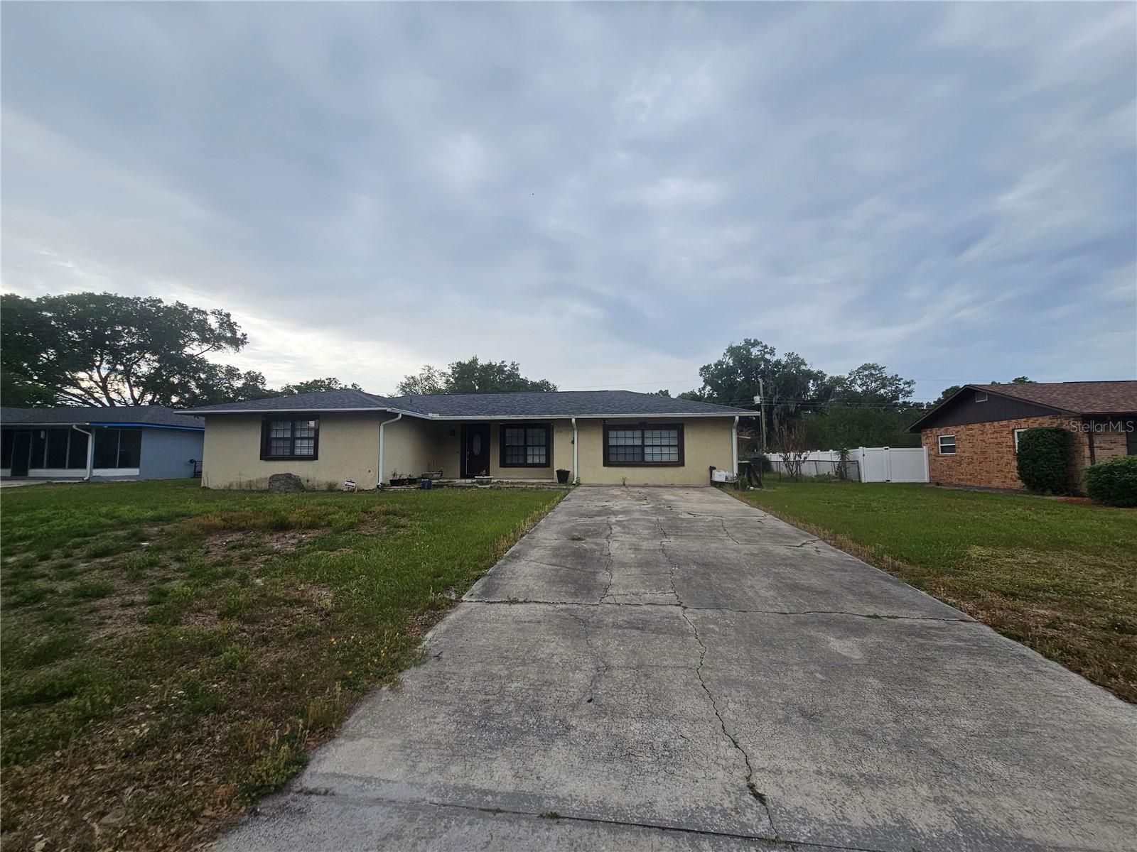 204 Jenny Way, FL