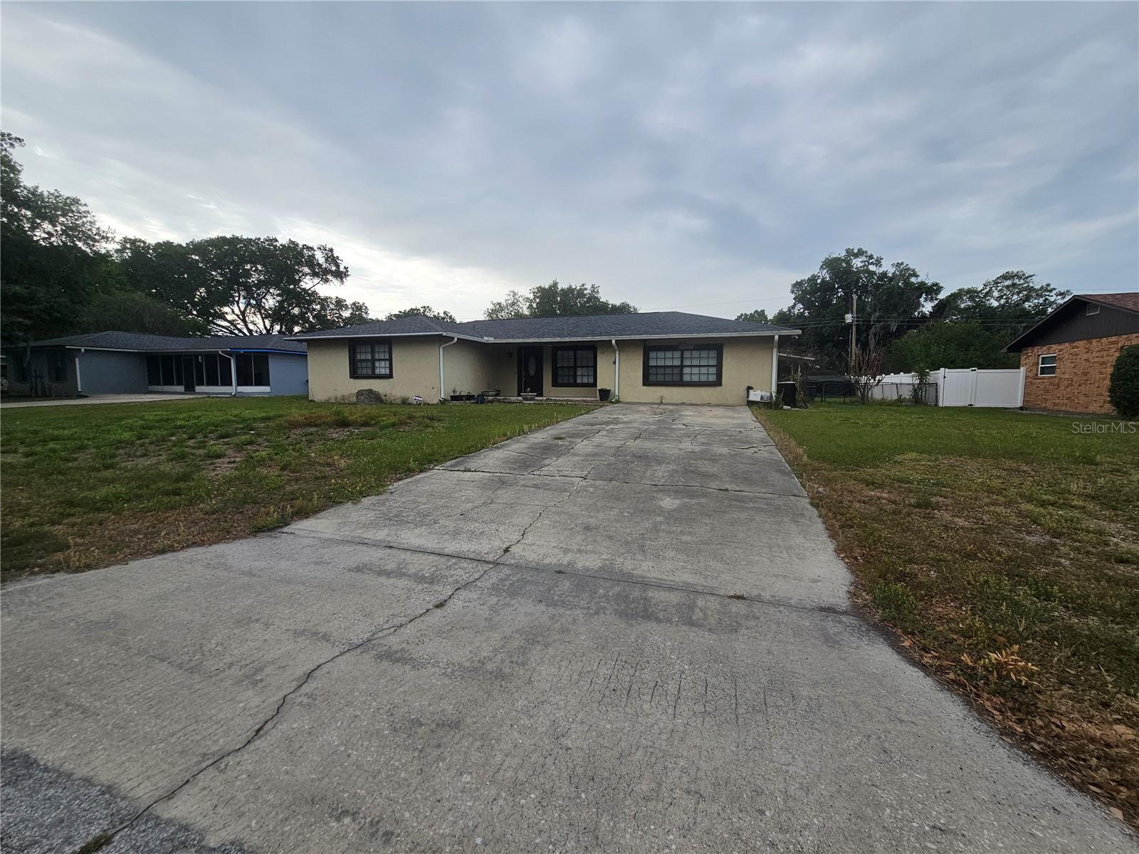 204 Jenny Way, FL