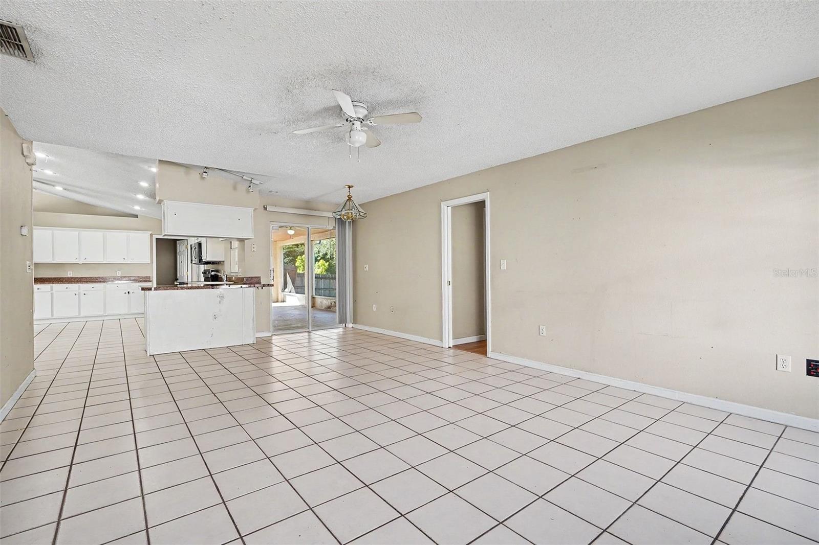 2537 Jasmine Trace Drive, FL