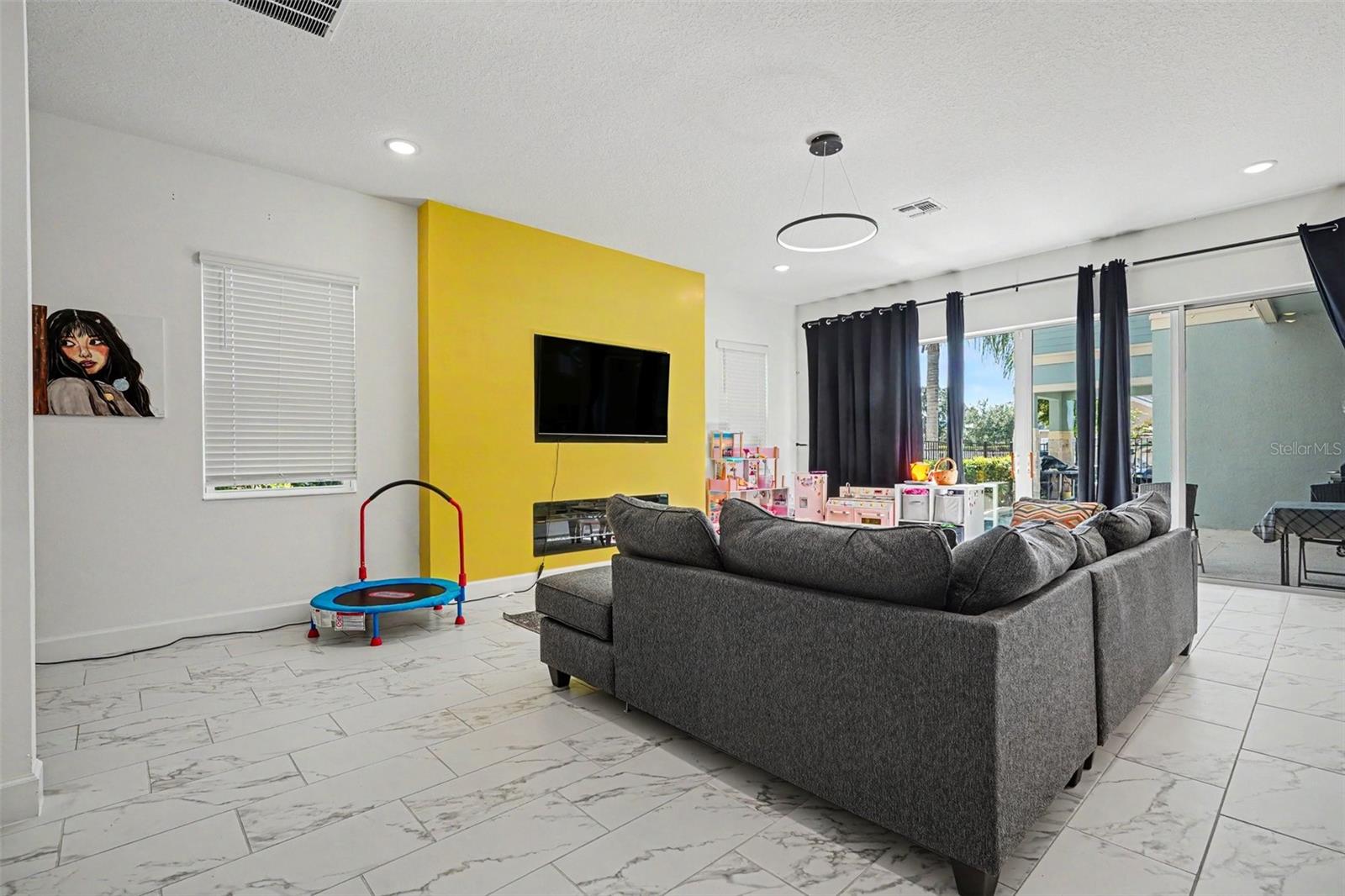 1432 Reunion Boulevard, FL