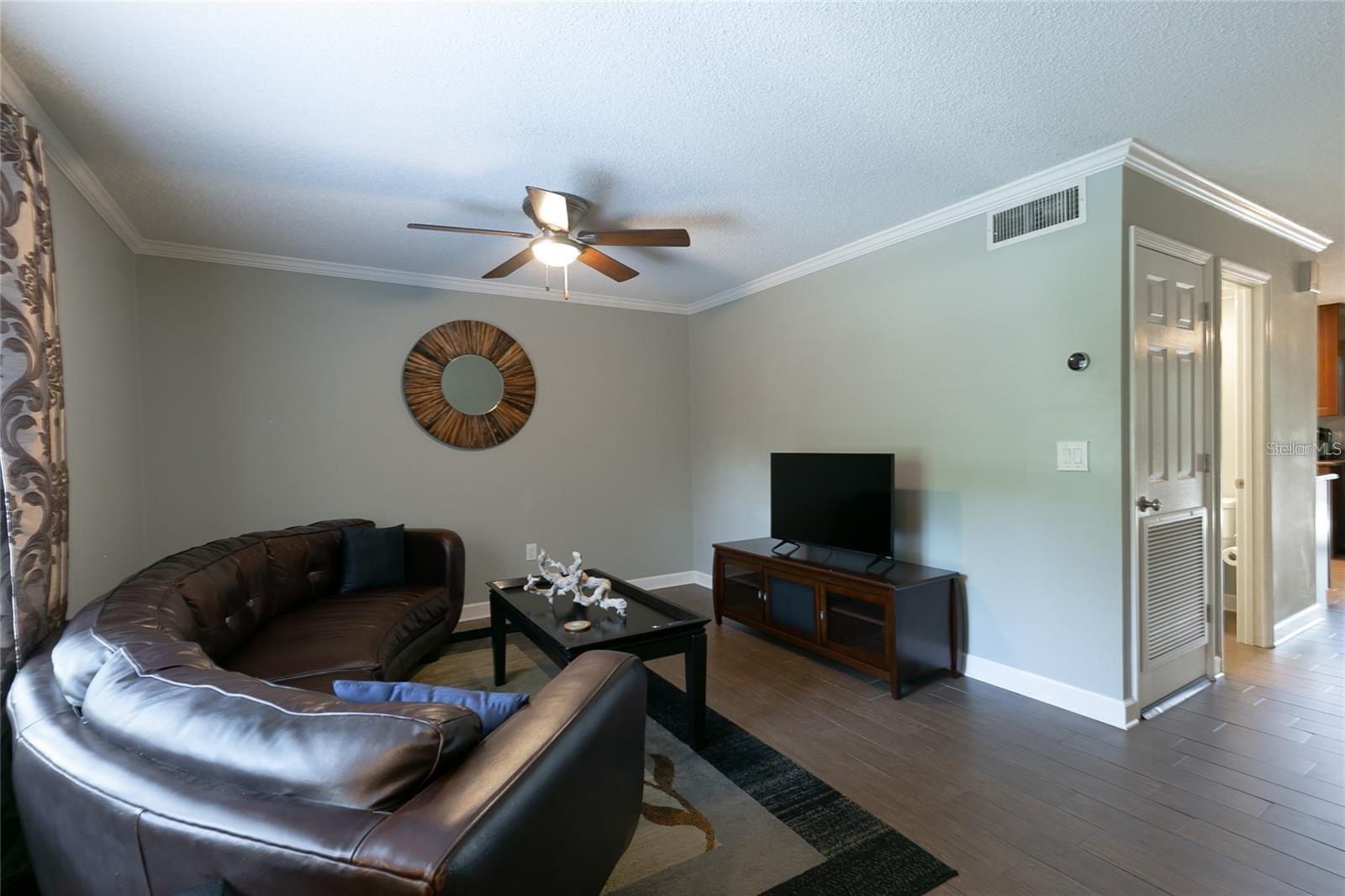 2478 Forest Way, FL