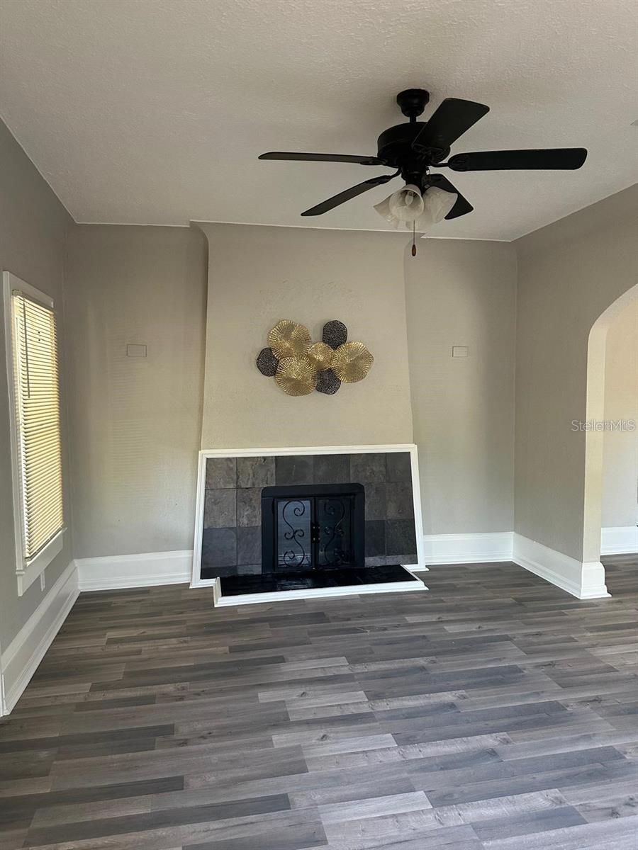 221 Julia Avenue, FL