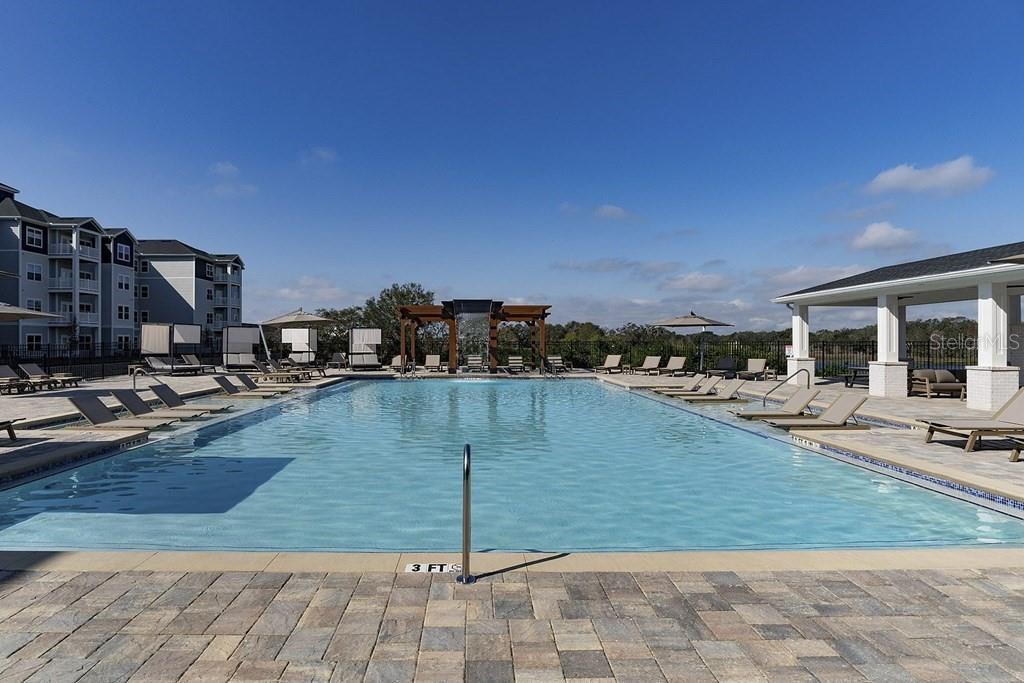 1015 Lake Forest Boulevard, FL