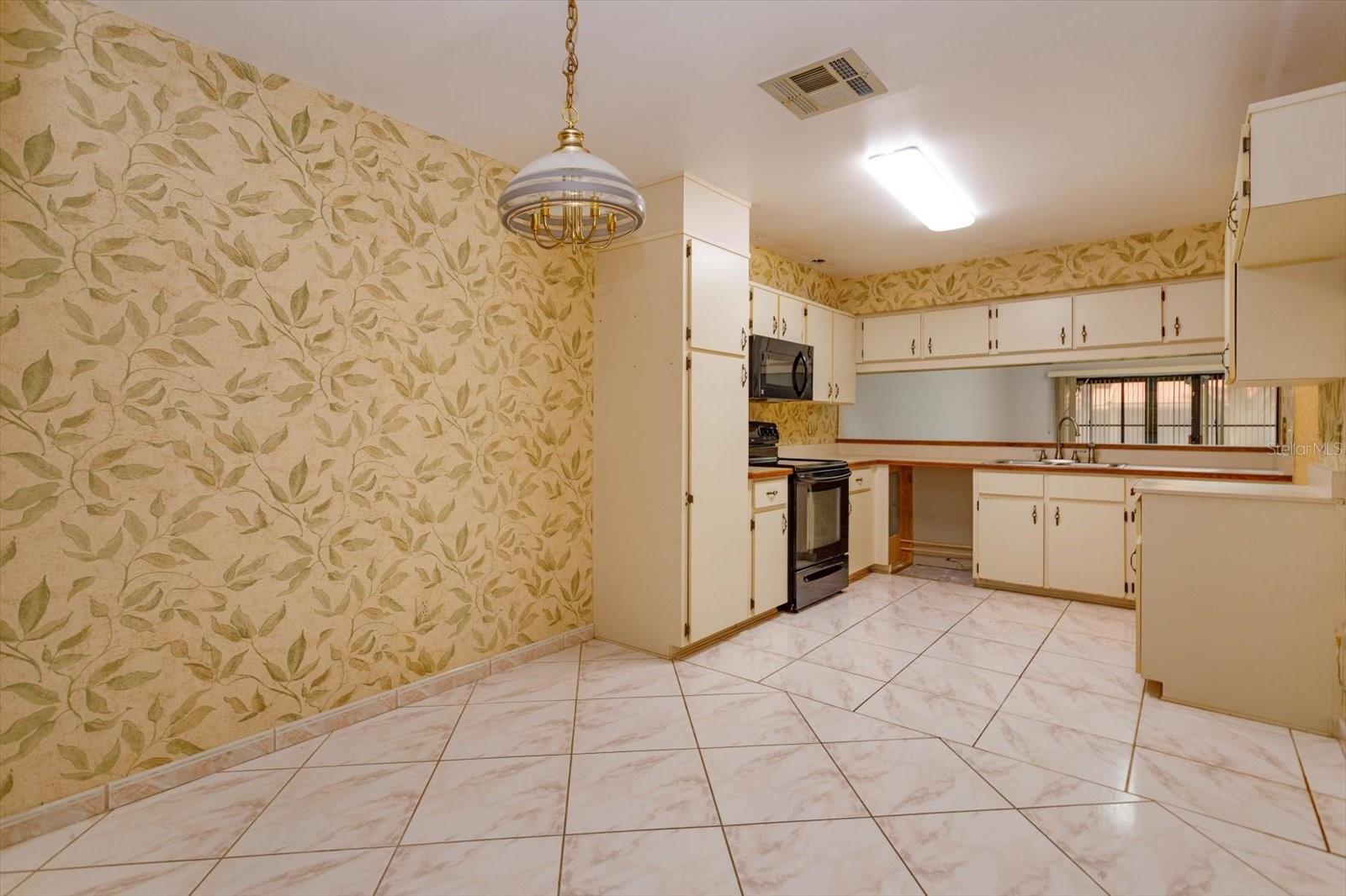 8266 Ambrose Cove Way, FL